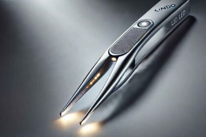 Lindo LED Tweezer with precision tips and LED light.